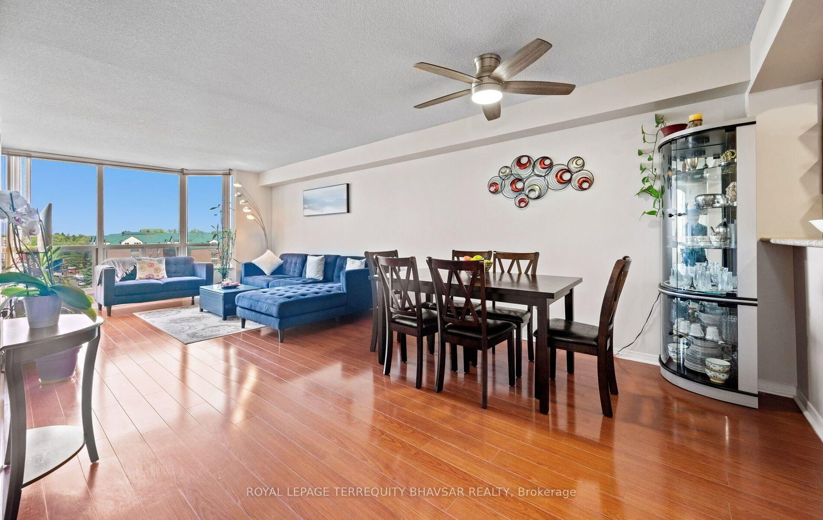 309 Major Mackenzie Drive E • #915 • Richmond Hill, ON photo 9