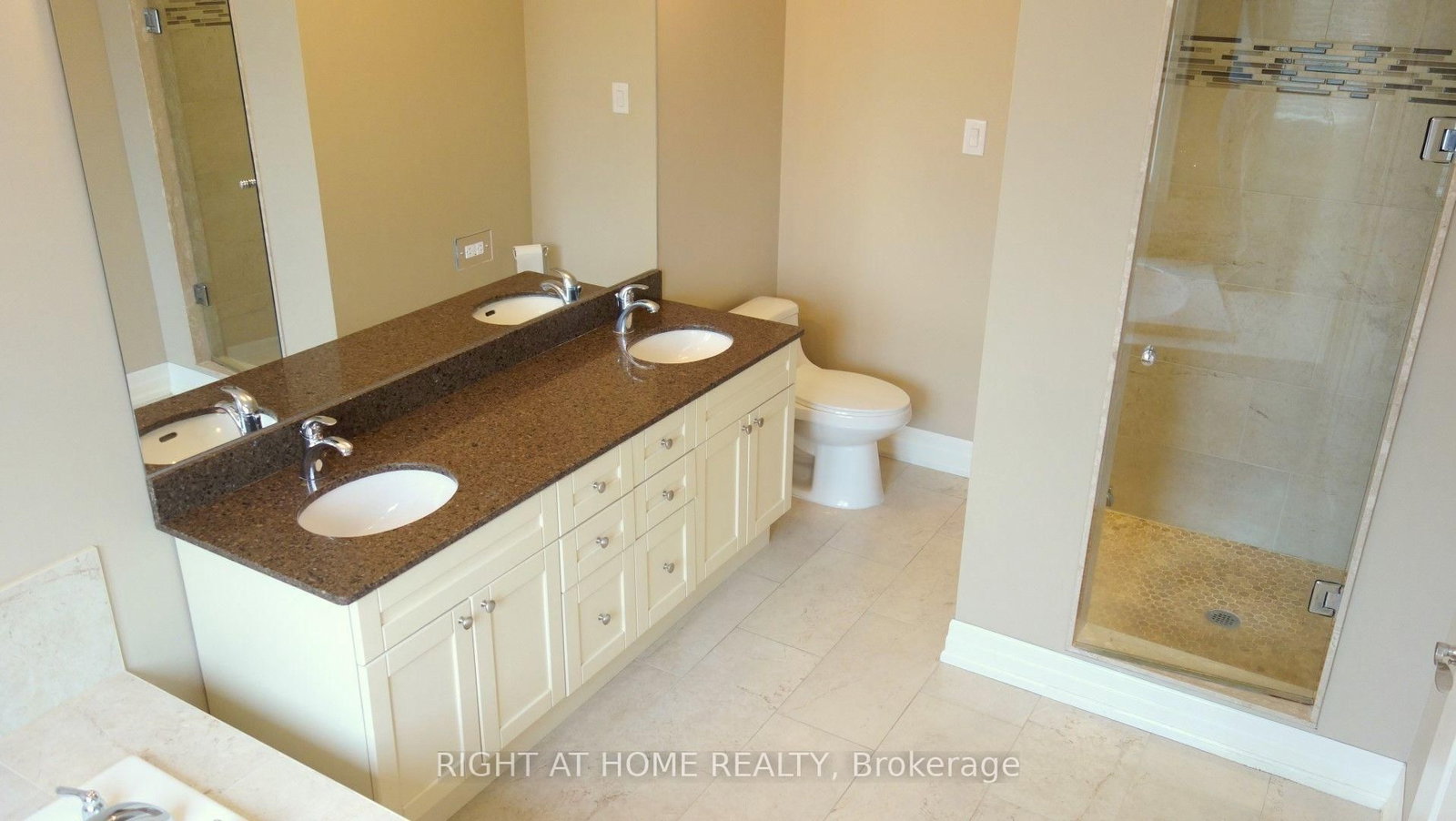 17 Bond Crescent • Richmond Hill, ON photo 21