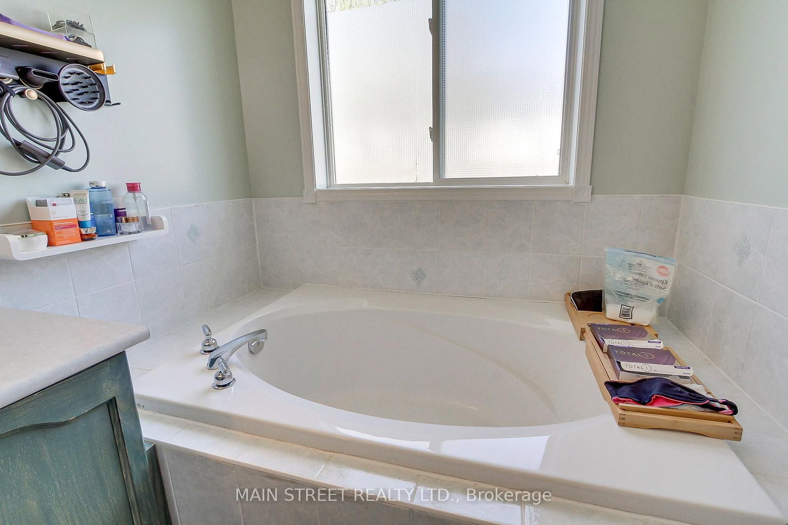 17 Hirst Avenue • Georgina, ON photo 25