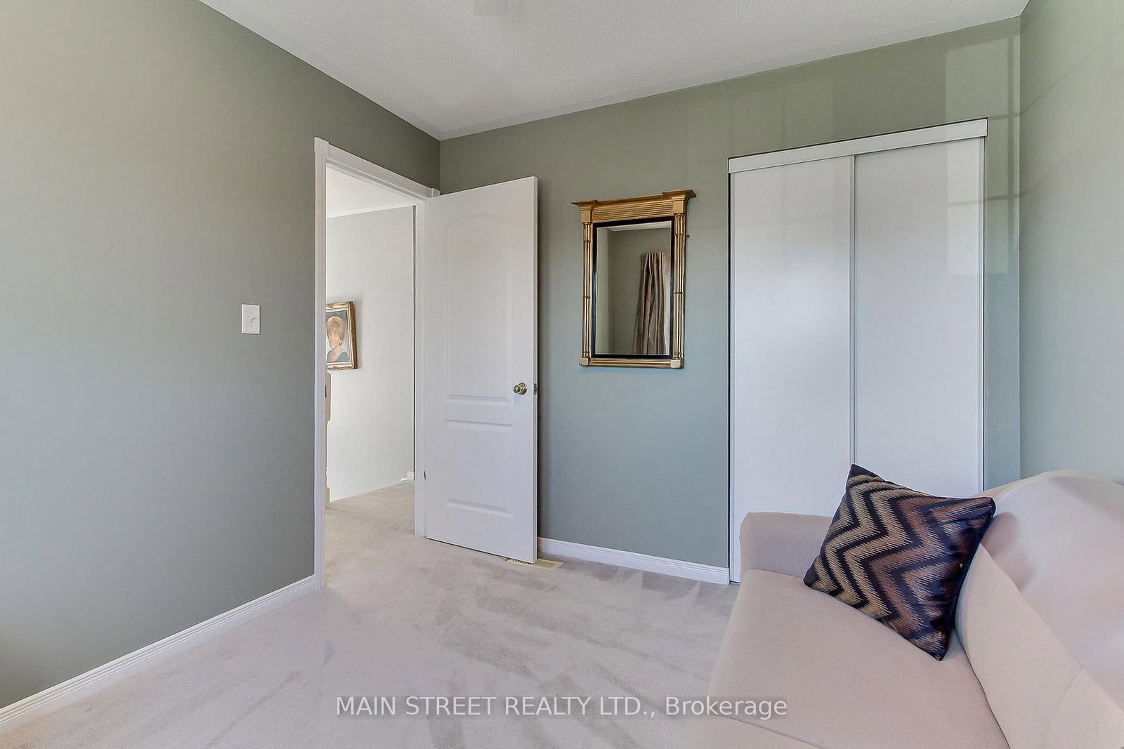 17 Hirst Avenue • Georgina, ON photo 29