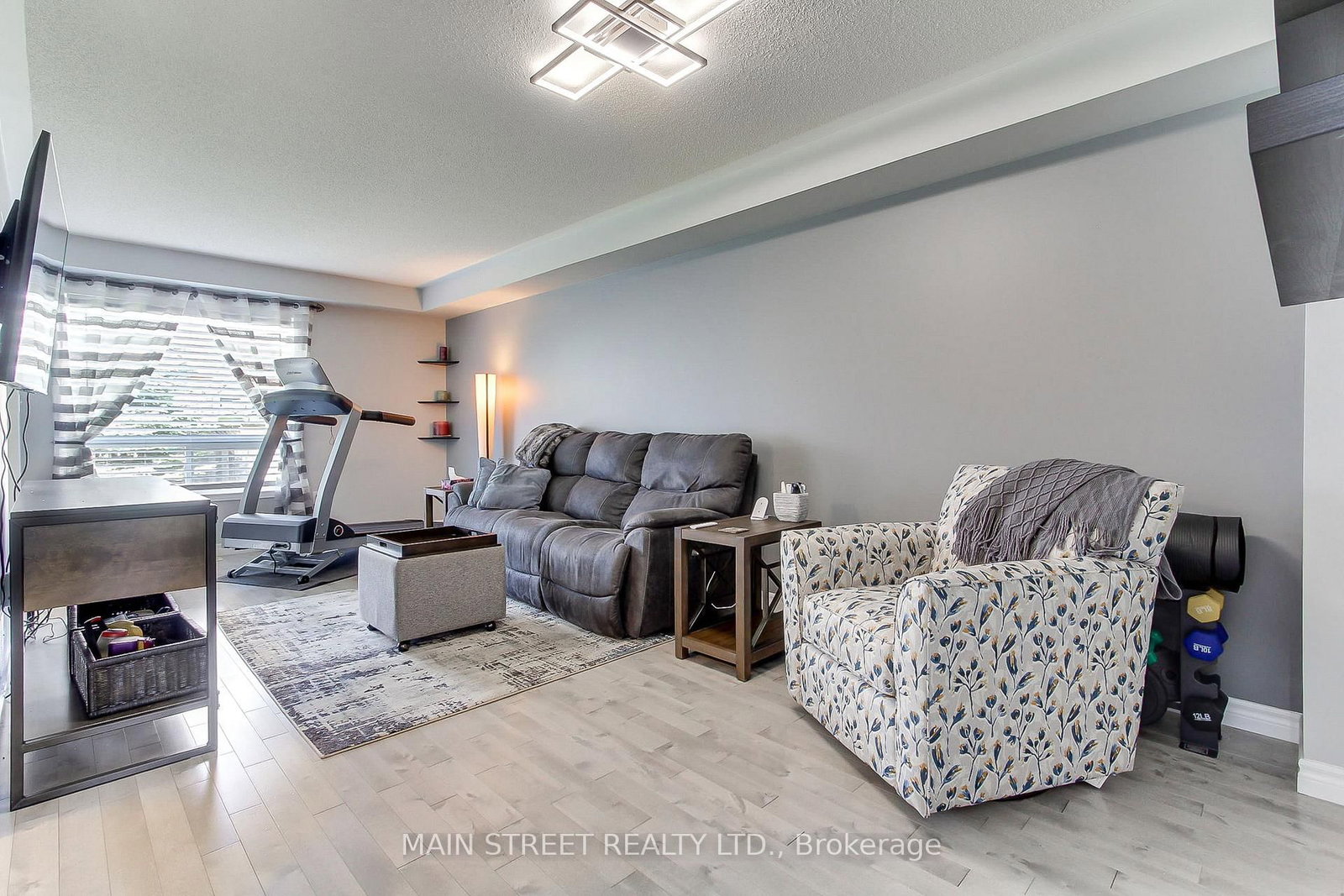 17 Hirst Avenue • Georgina, ON photo 6