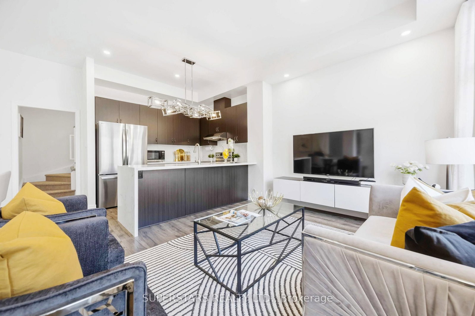 30 Arborea Lane • Whitchurch-Stouffville, ON photo 12