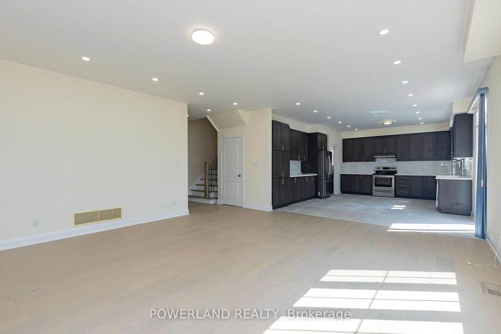 3 Fairgrounds Lane • Brock, ON photo 12