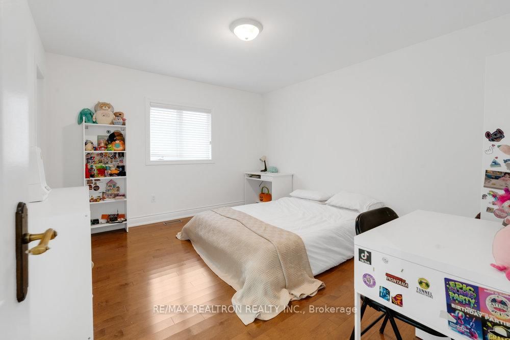 93 Oak Avenue • Richmond Hill, ON photo 23