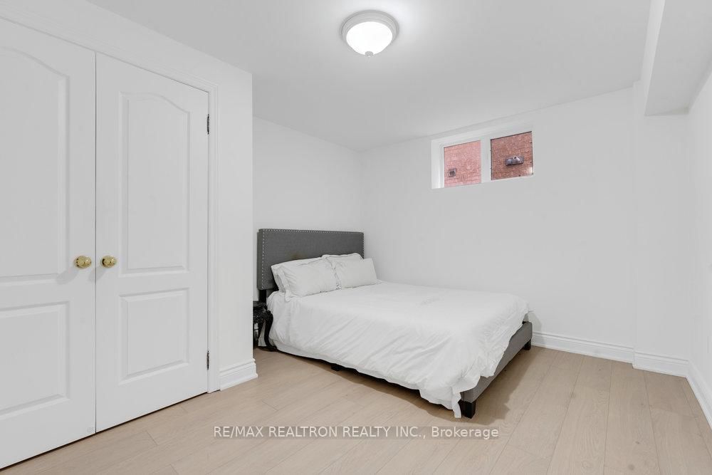 93 Oak Avenue • Richmond Hill, ON photo 27