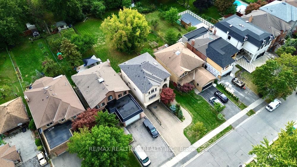 93 Oak Avenue • Richmond Hill, ON photo 32