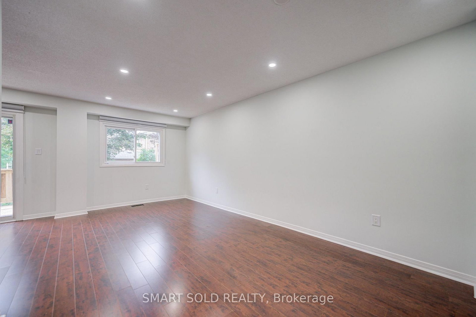 24 Snider Drive • Markham, ON photo 5