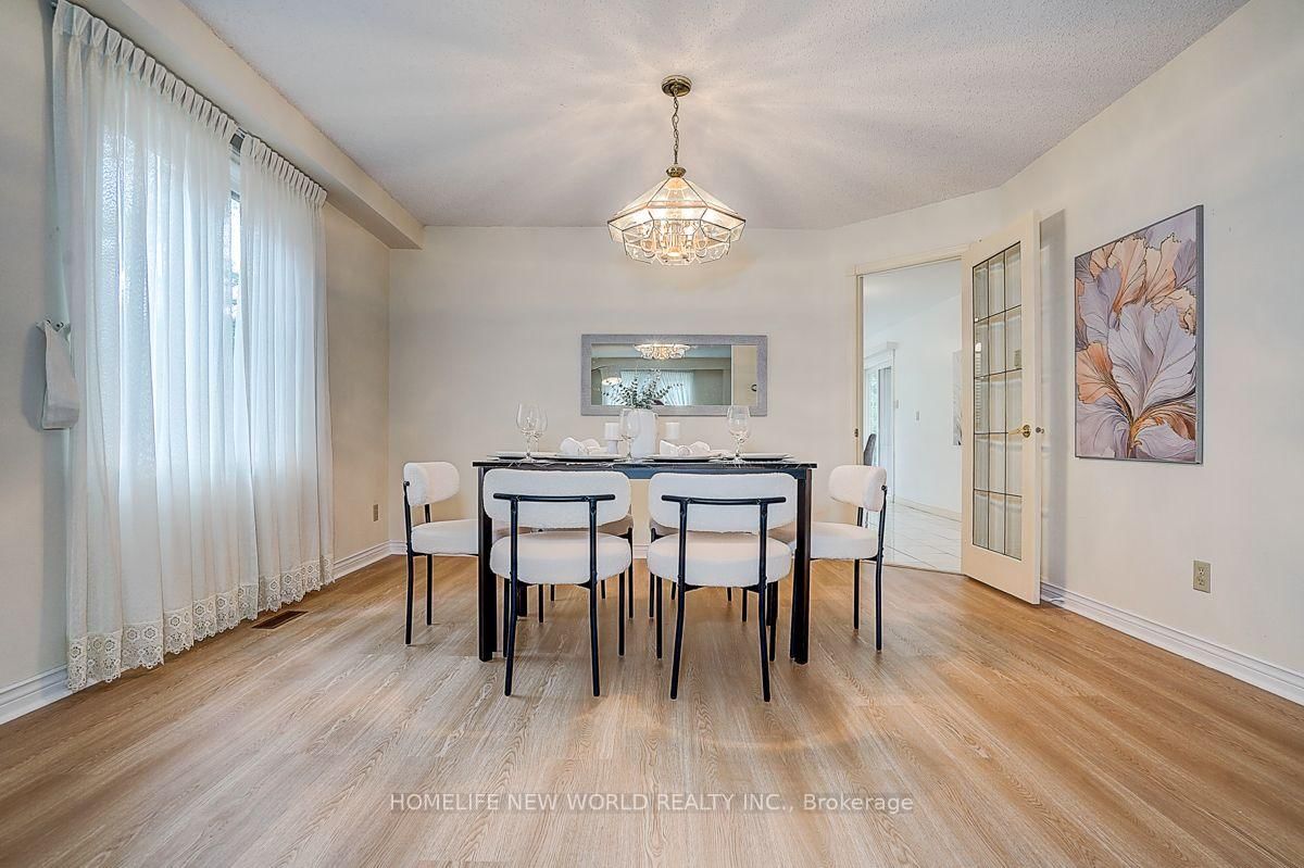 51 Leighland Drive • Markham, ON photo 10