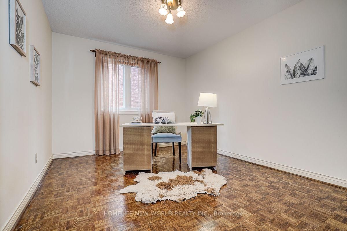51 Leighland Drive • Markham, ON photo 13