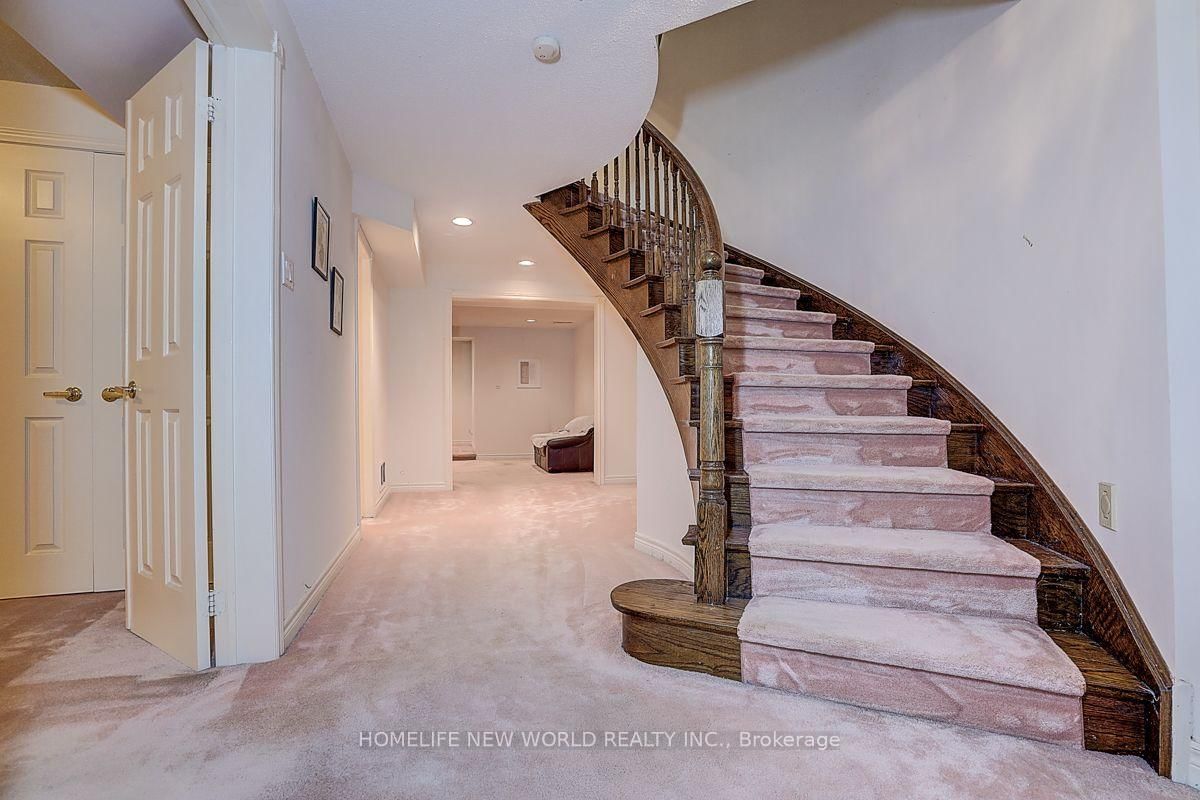 51 Leighland Drive • Markham, ON photo 39
