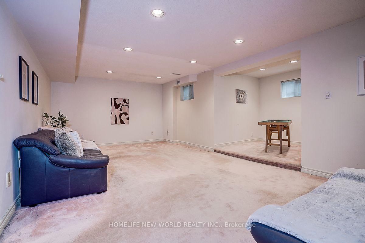 51 Leighland Drive • Markham, ON photo 40