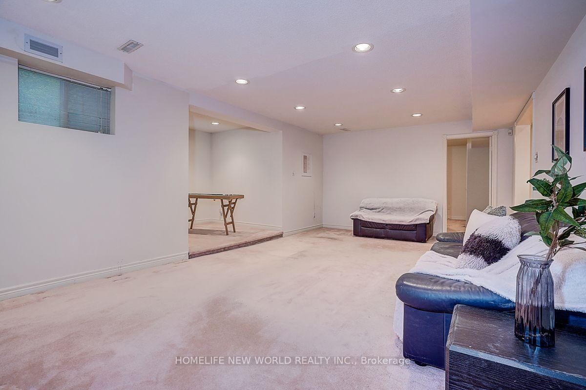 51 Leighland Drive • Markham, ON photo 41