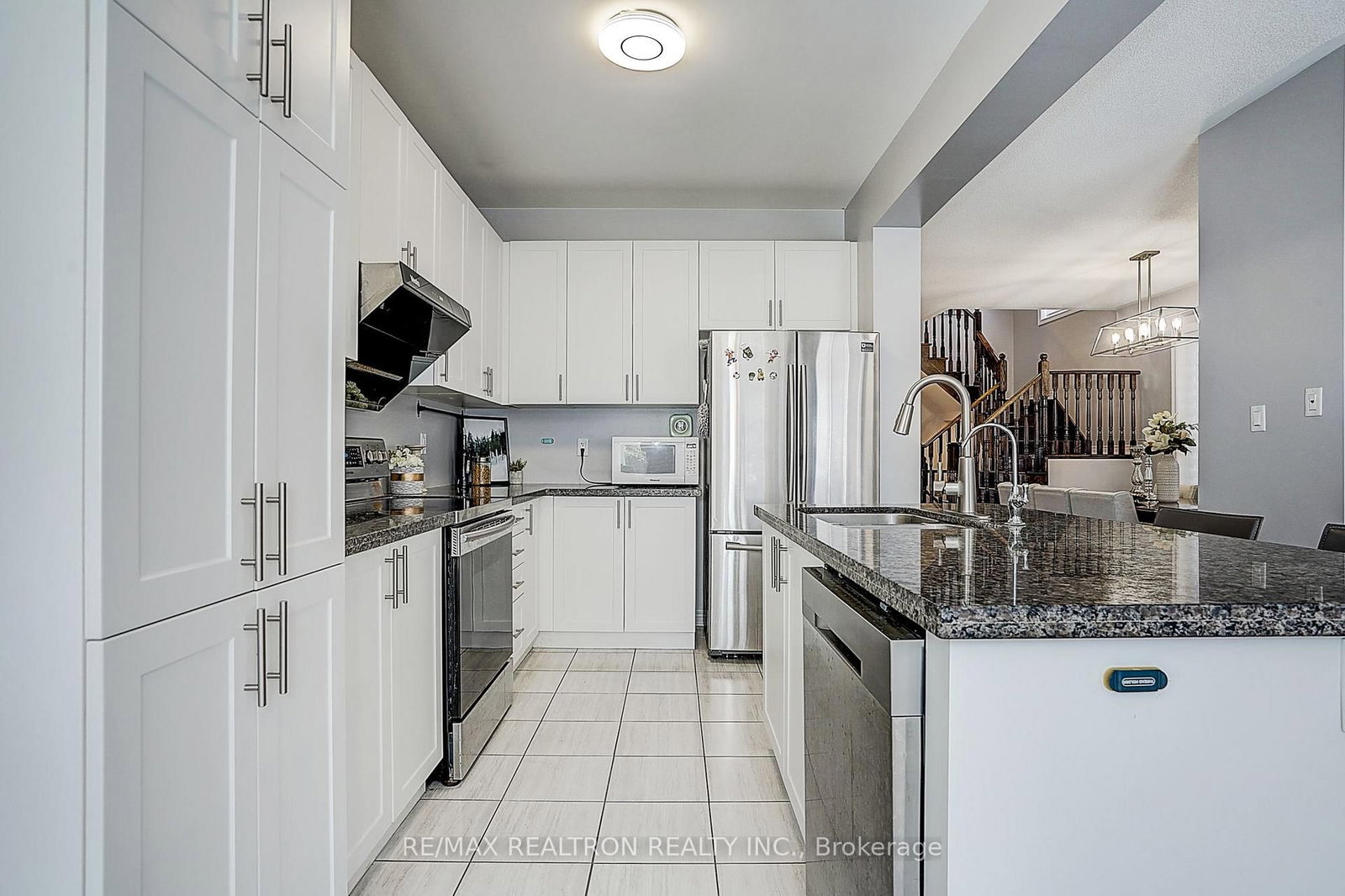19 Falconridge Terrace • East Gwillimbury, ON photo 17