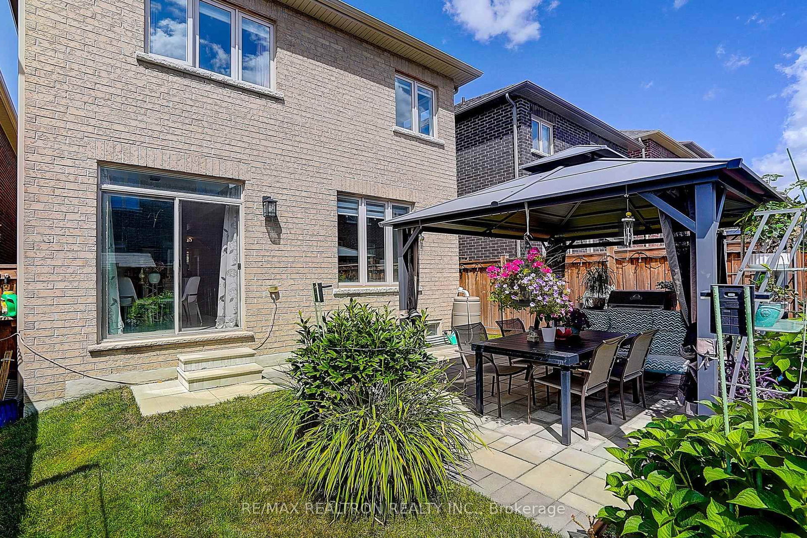 19 Falconridge Terrace • East Gwillimbury, ON photo 47