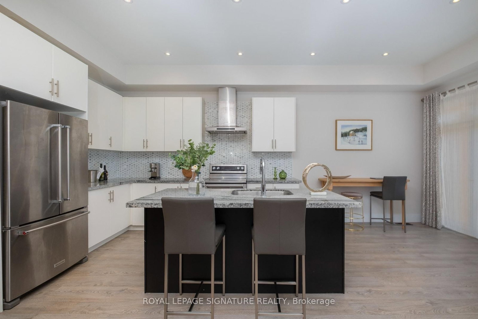 215 Elyse Court • Aurora, ON photo 14