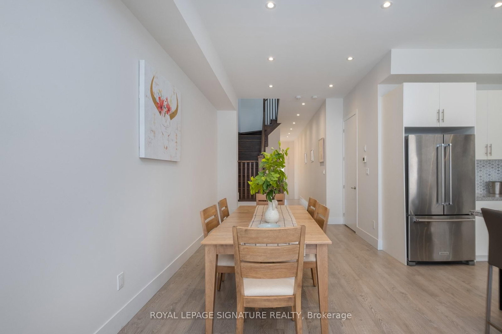 215 Elyse Court • Aurora, ON photo 18