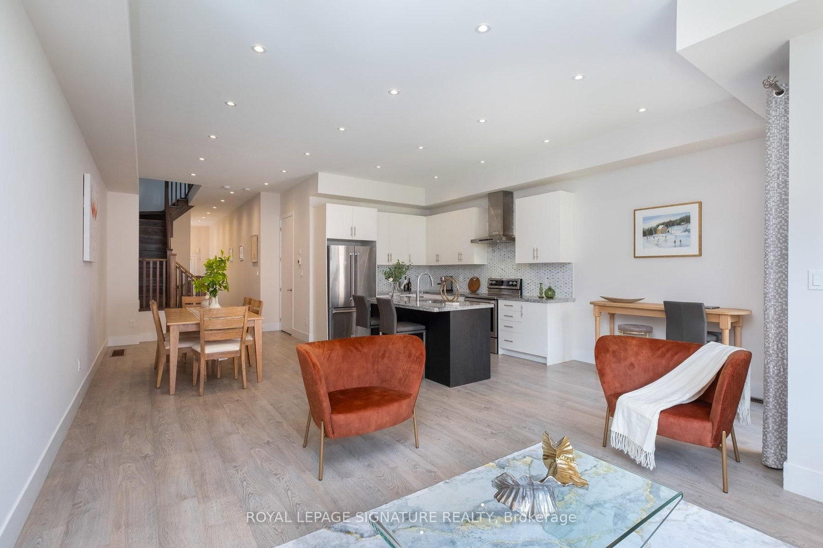 215 Elyse Court • Aurora, ON photo 20