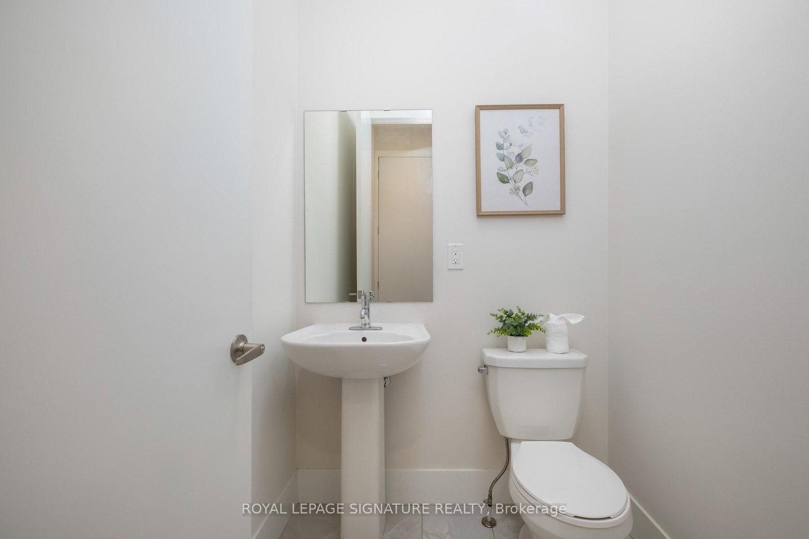 215 Elyse Court • Aurora, ON photo 23