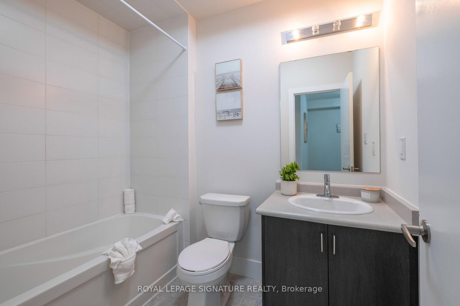 215 Elyse Court • Aurora, ON photo 35