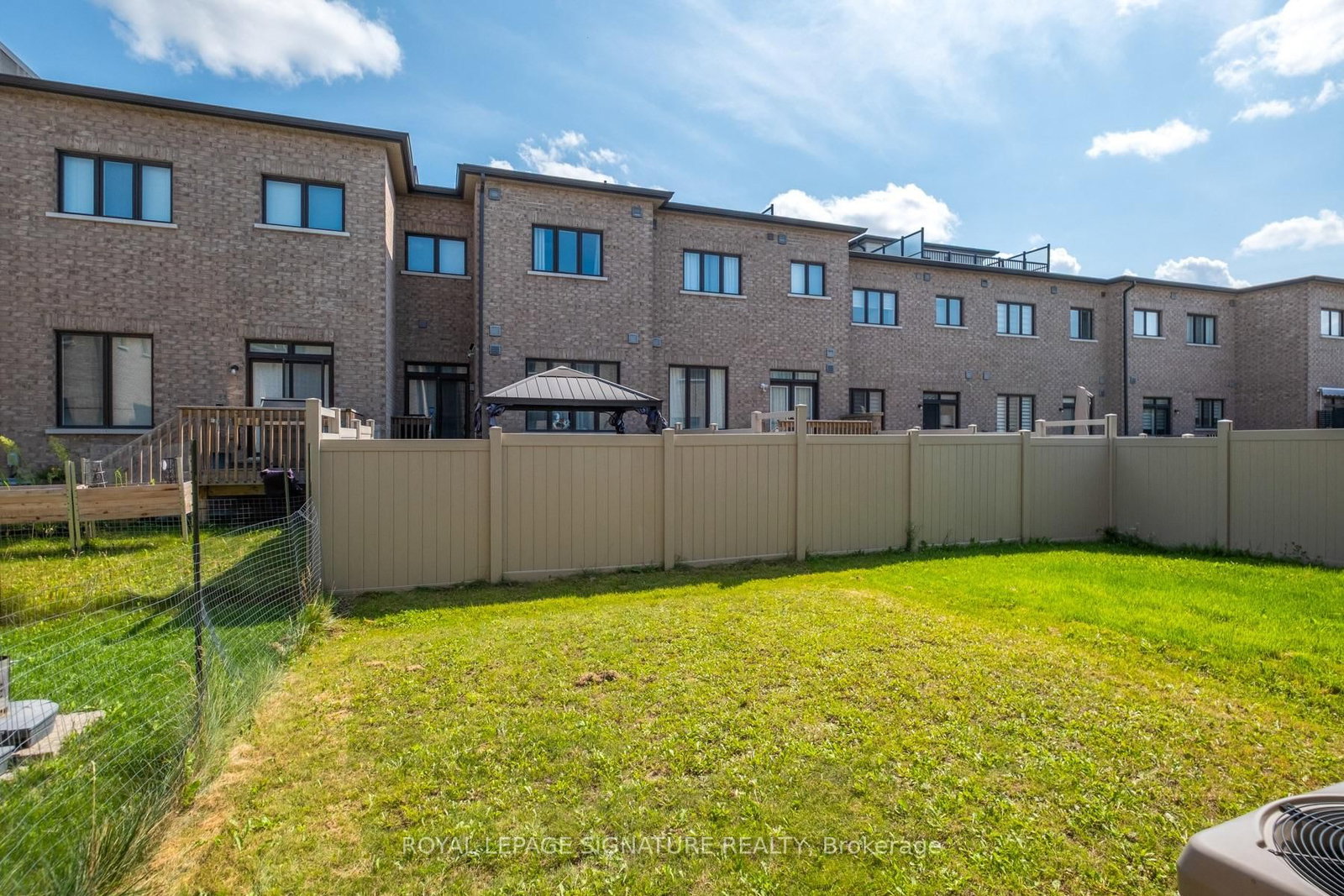 215 Elyse Court • Aurora, ON photo 38