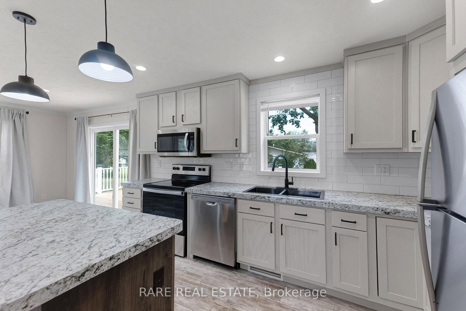 76 Linden Lane • Innisfil, ON photo 10