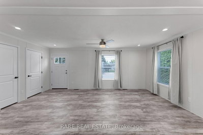 76 Linden Lane • Innisfil, ON photo 5