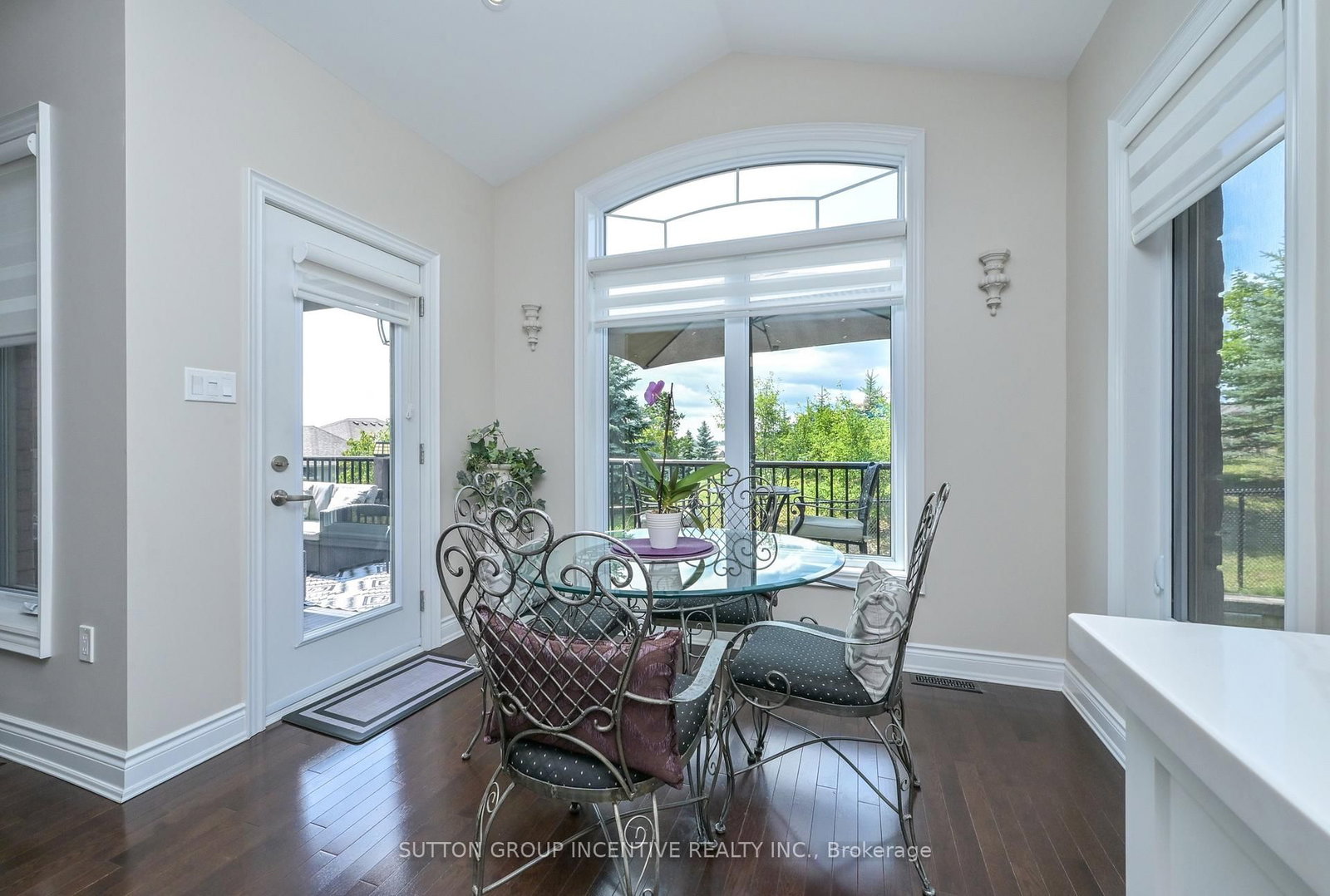 4 Westmount Drive • New Tecumseth, ON photo 8