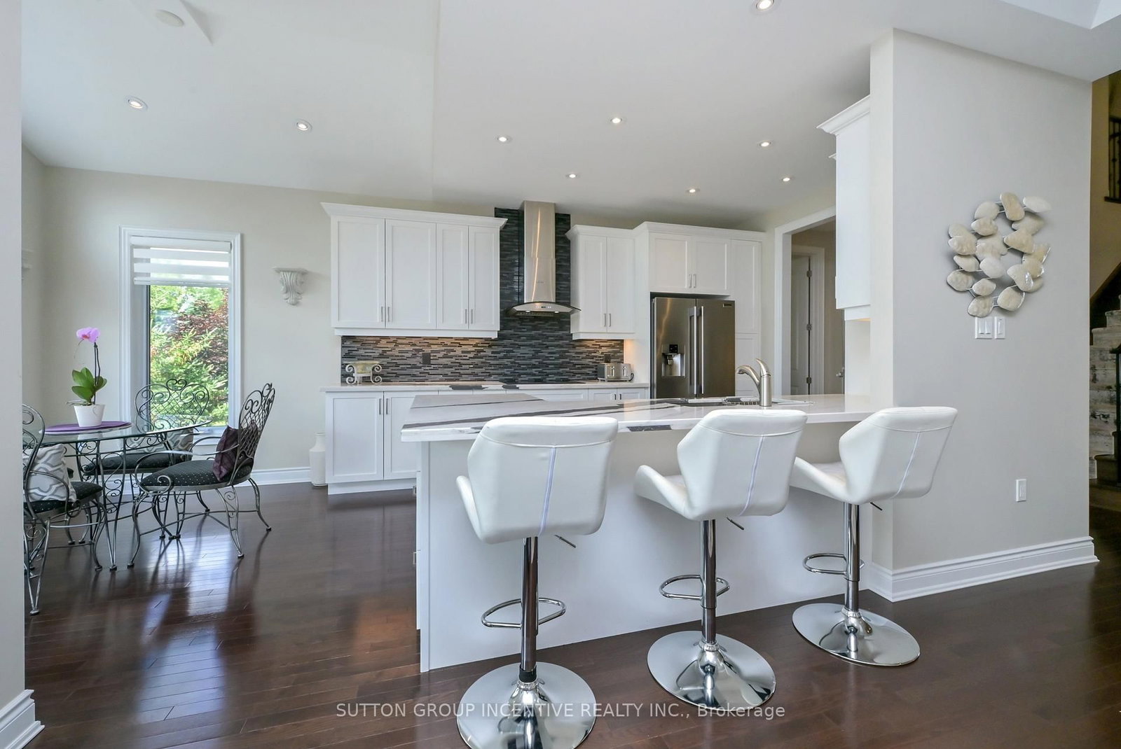 4 Westmount Drive • New Tecumseth, ON photo 9