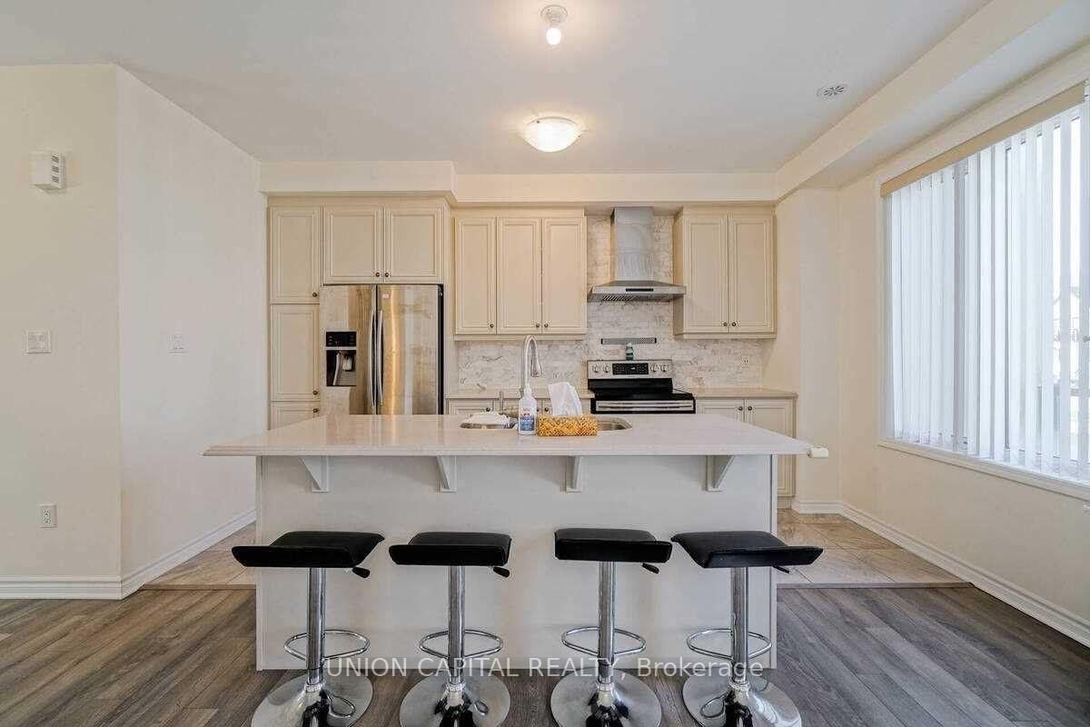 90 Cornell Centre Boulevard • Markham, ON photo 15