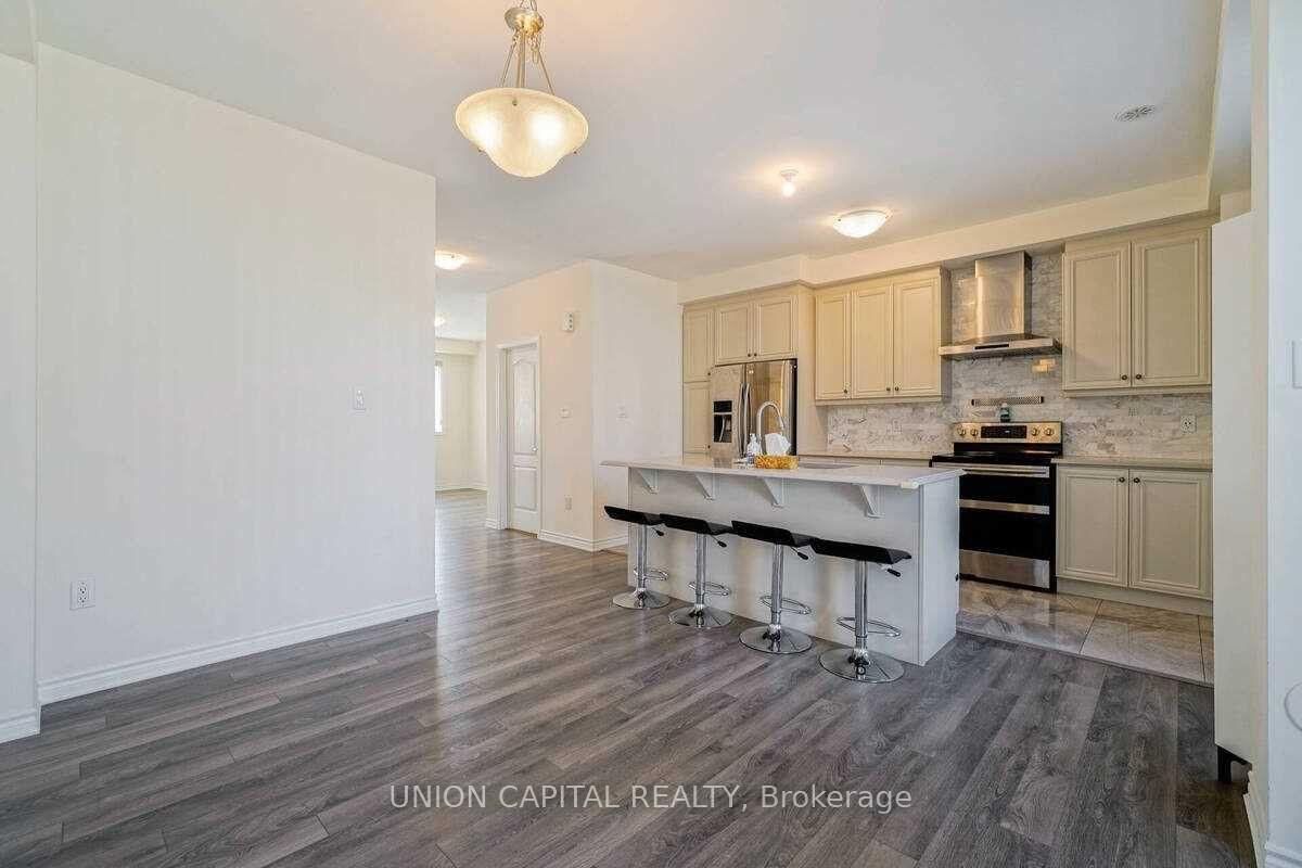 90 Cornell Centre Boulevard • Markham, ON photo 16