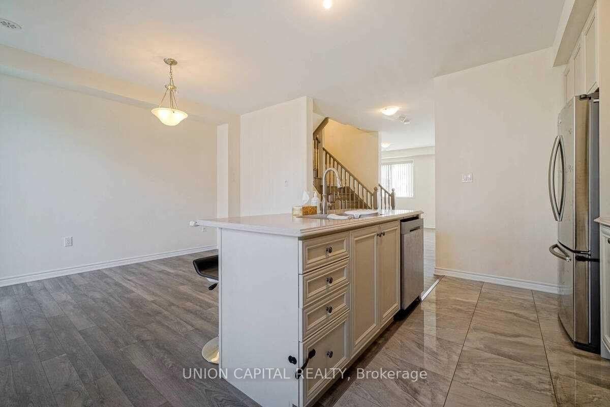 90 Cornell Centre Boulevard • Markham, ON photo 20
