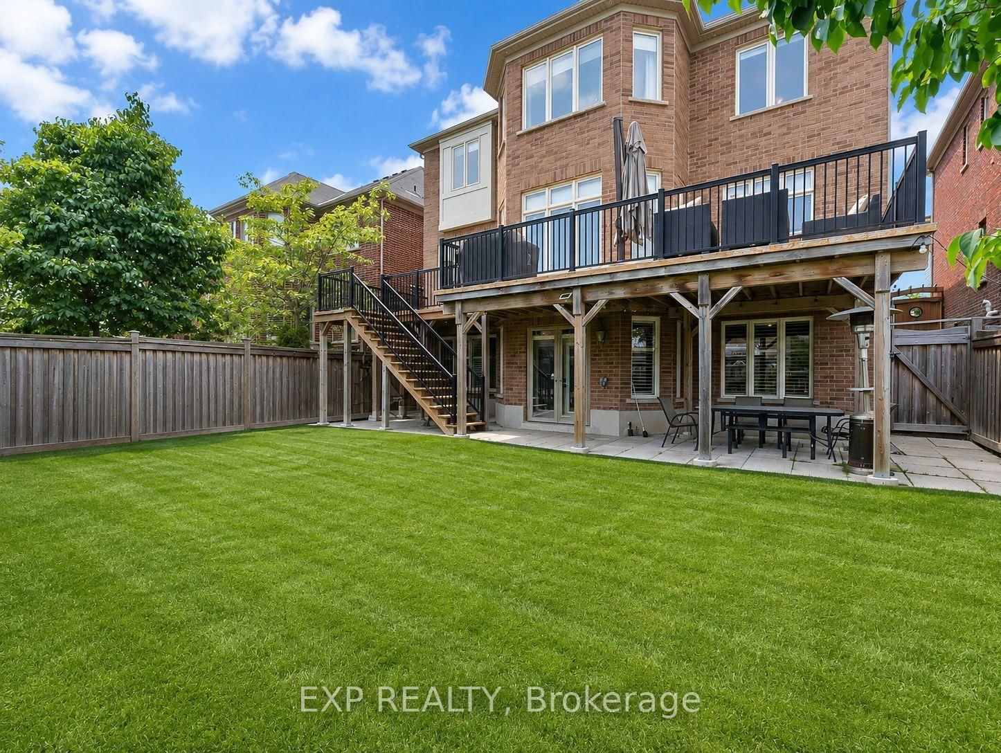 85 Royal West Road - Photo 39