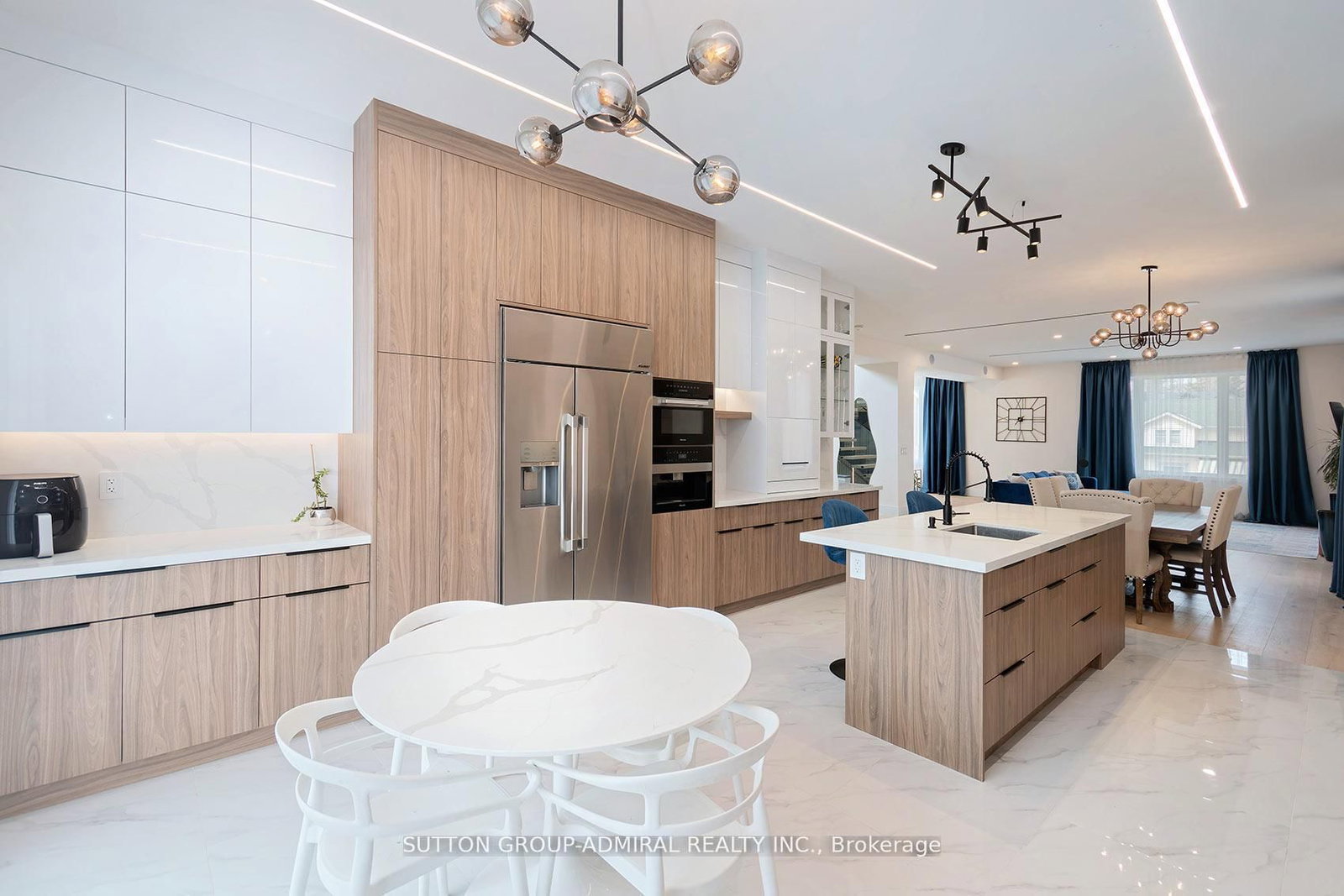 582 Gorham Street • Newmarket, ON photo 12