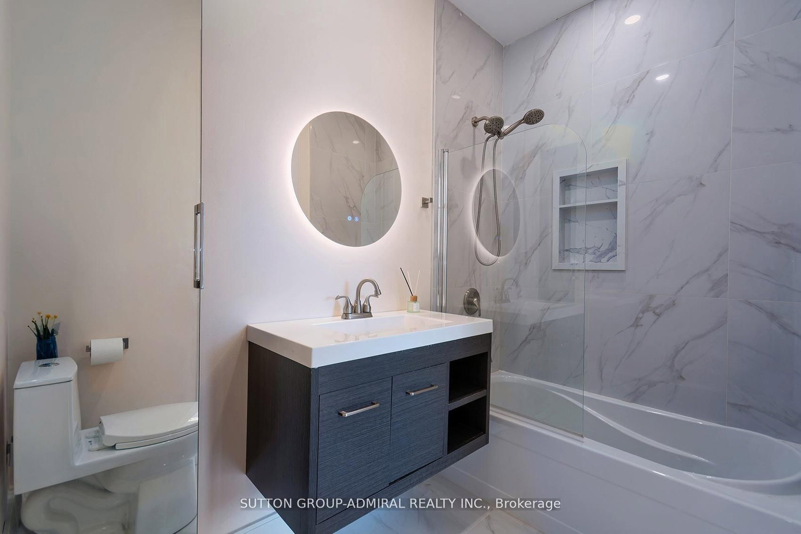 582 Gorham Street • Newmarket, ON photo 37