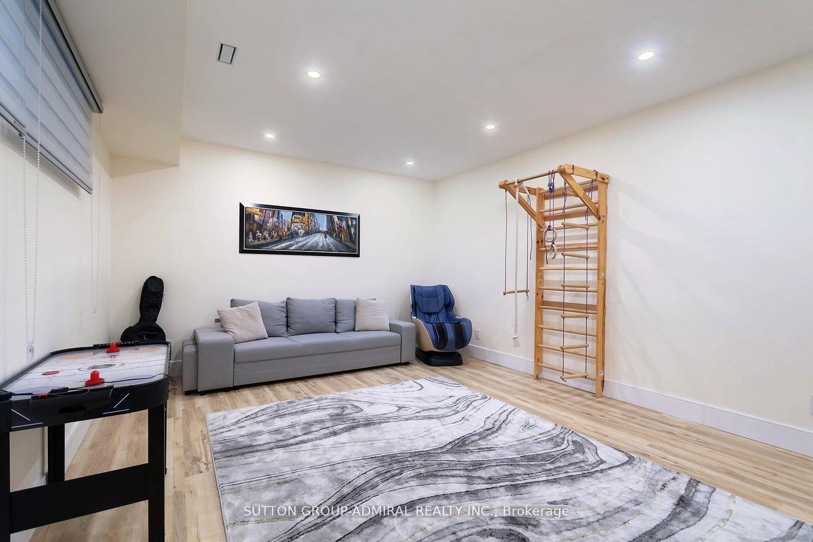 582 Gorham Street • Newmarket, ON photo 42