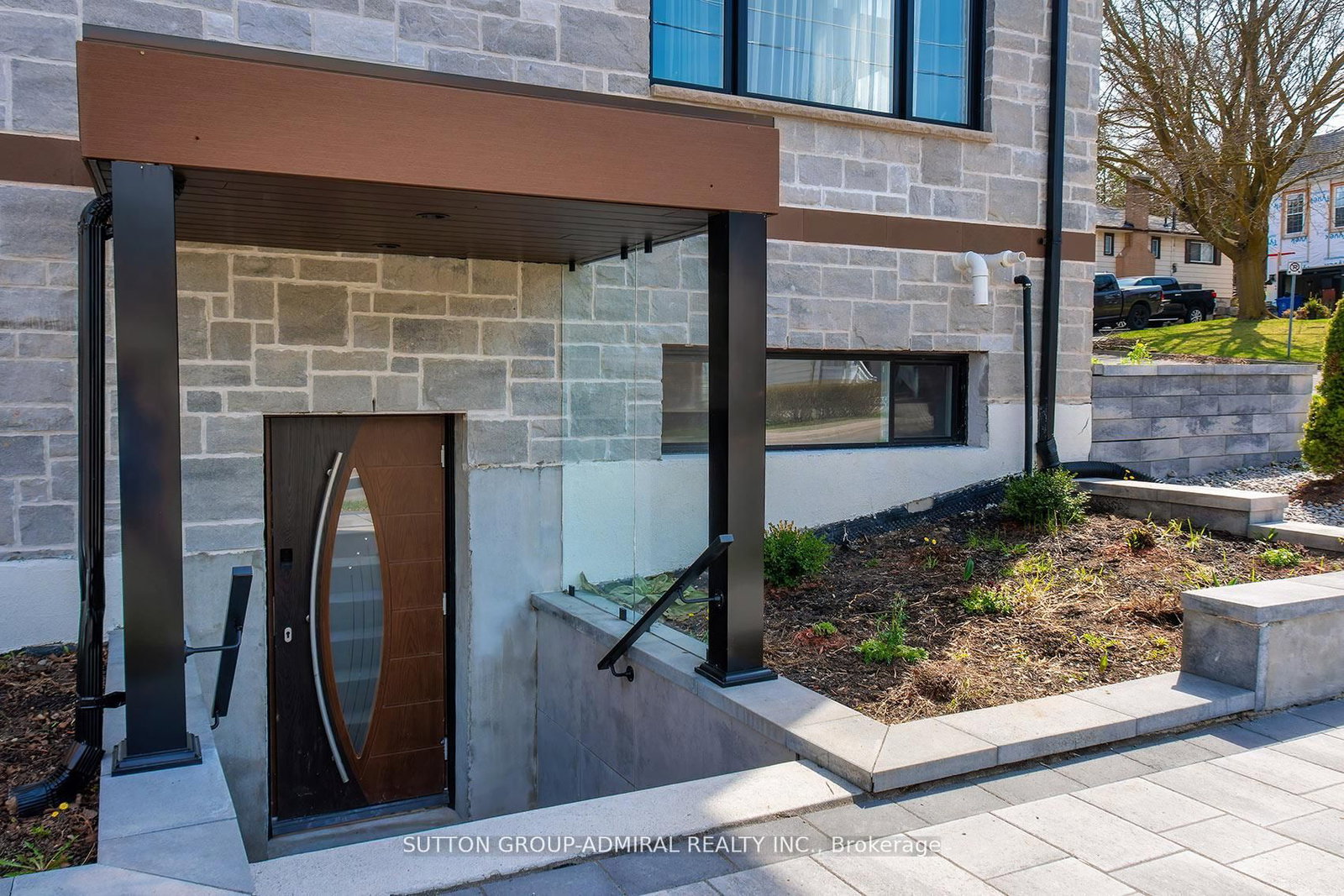 582 Gorham Street • Newmarket, ON photo 46