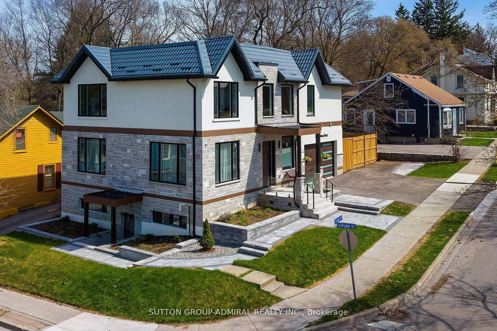 582 Gorham Street • Newmarket, ON photo 47