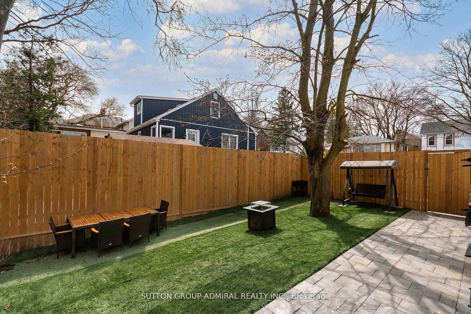 582 Gorham Street • Newmarket, ON photo 48