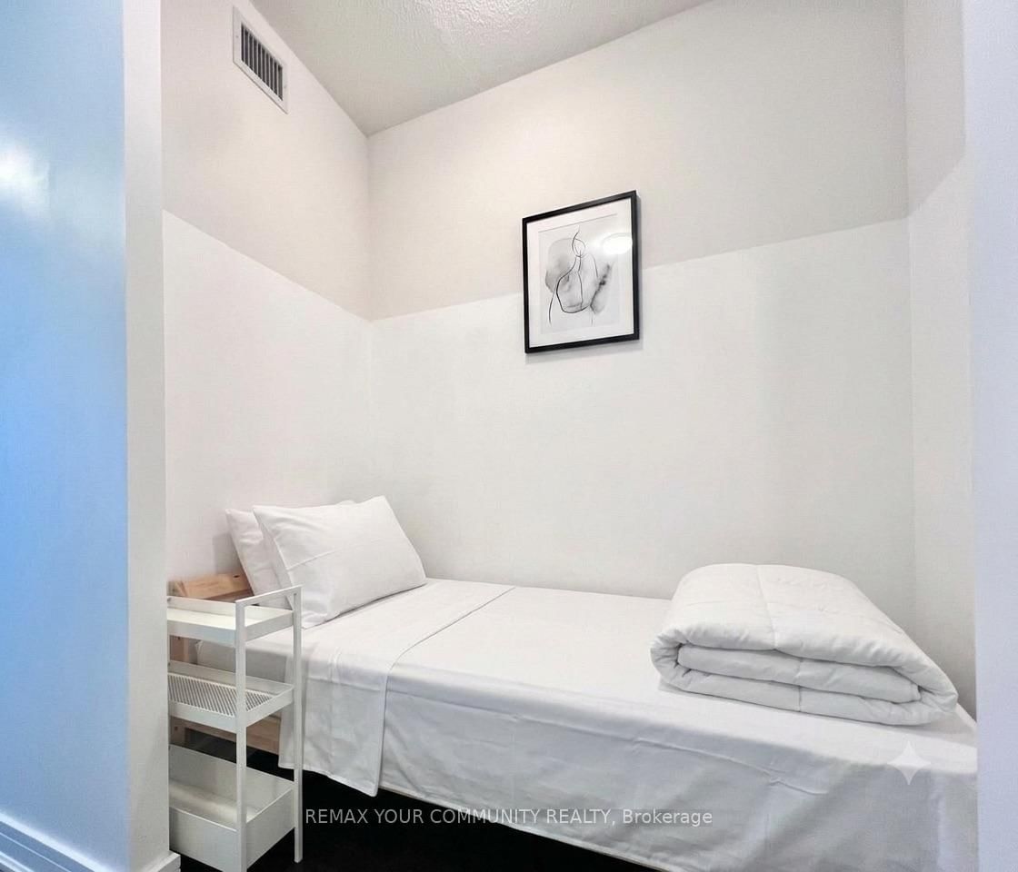 9201 Yonge Street • #1804 • Richmond Hill, ON photo 19