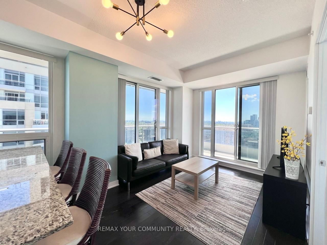 9201 Yonge Street • #1804 • Richmond Hill, ON photo 4
