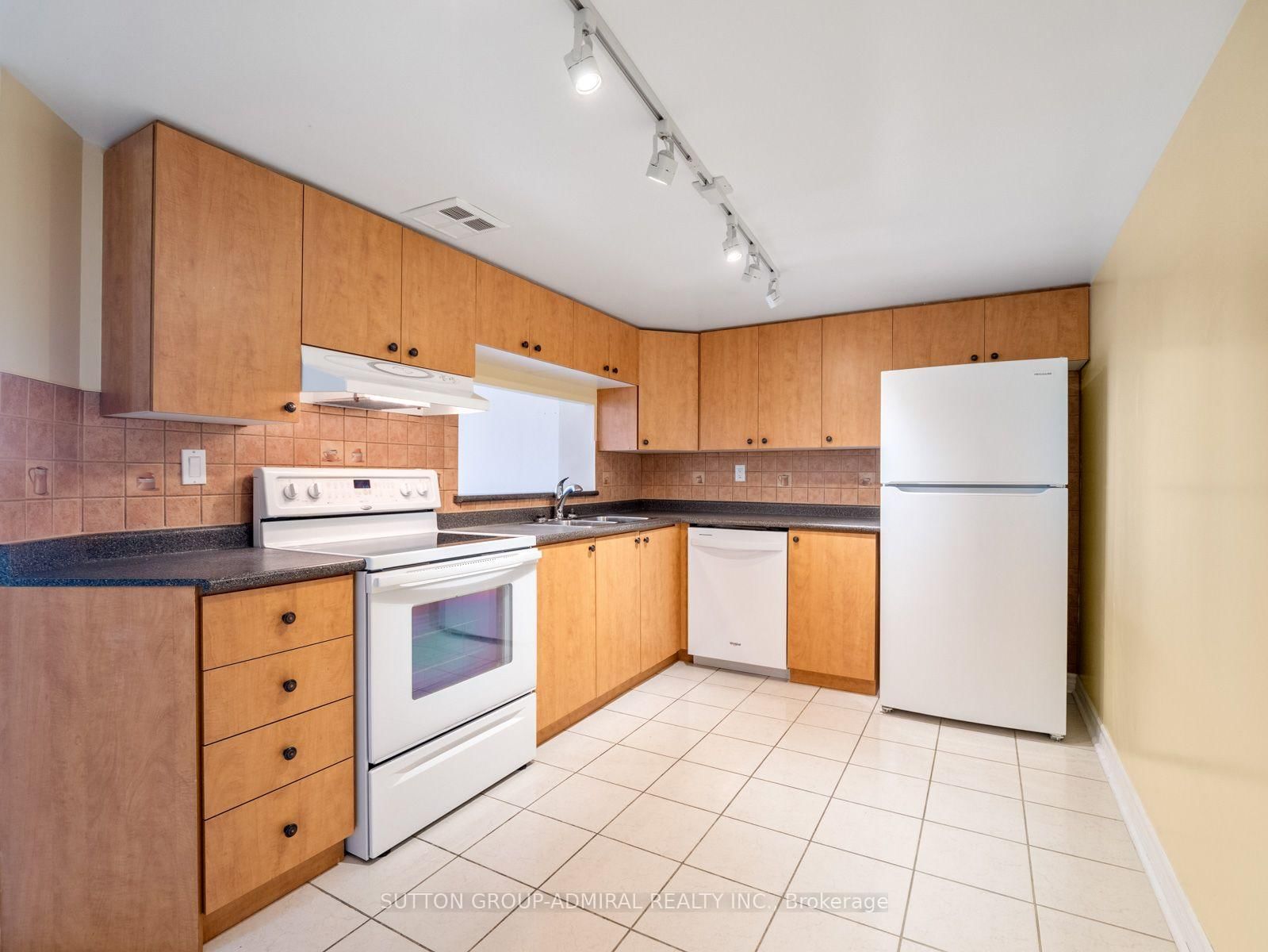 7420 Bathurst Street • #1012 • Vaughan, ON photo 15