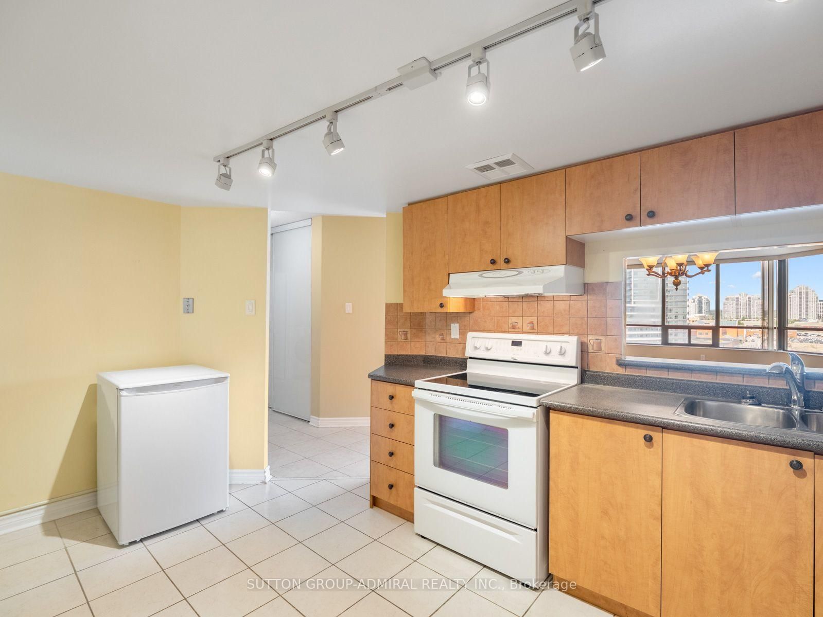 7420 Bathurst Street • #1012 • Vaughan, ON photo 17