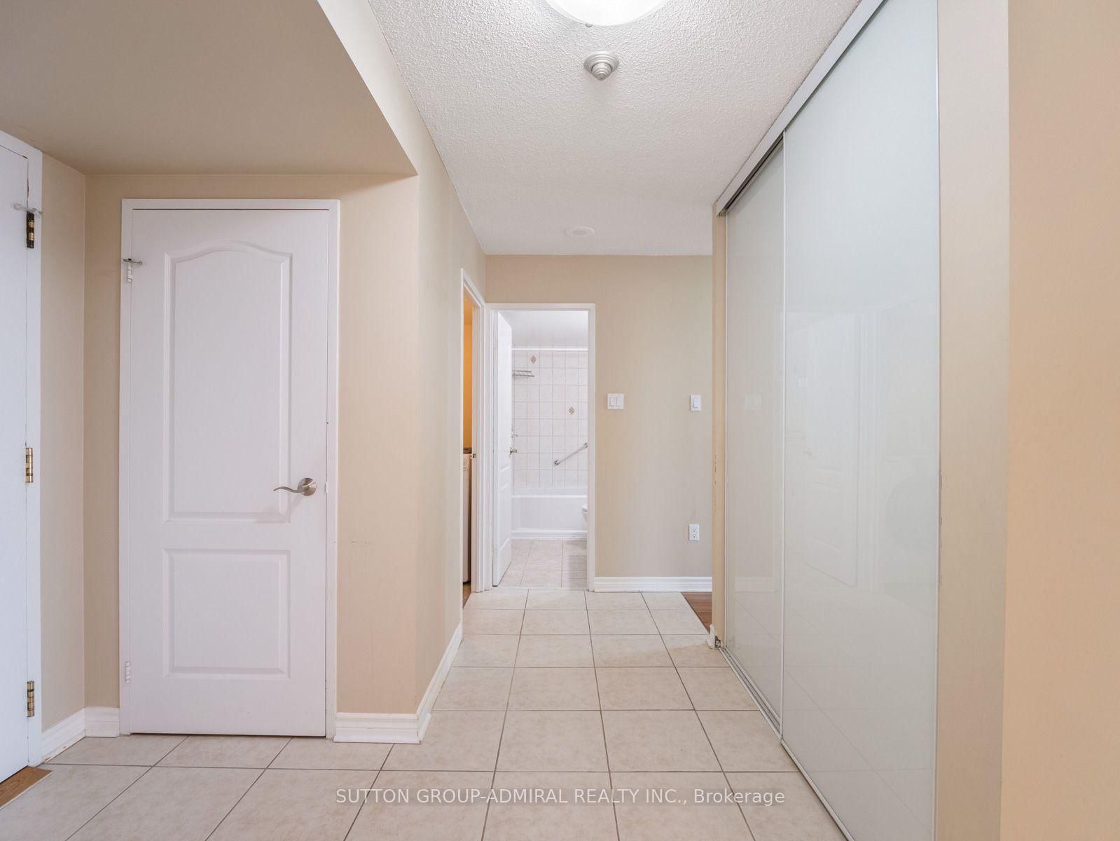 7420 Bathurst Street • #1012 • Vaughan, ON photo 3