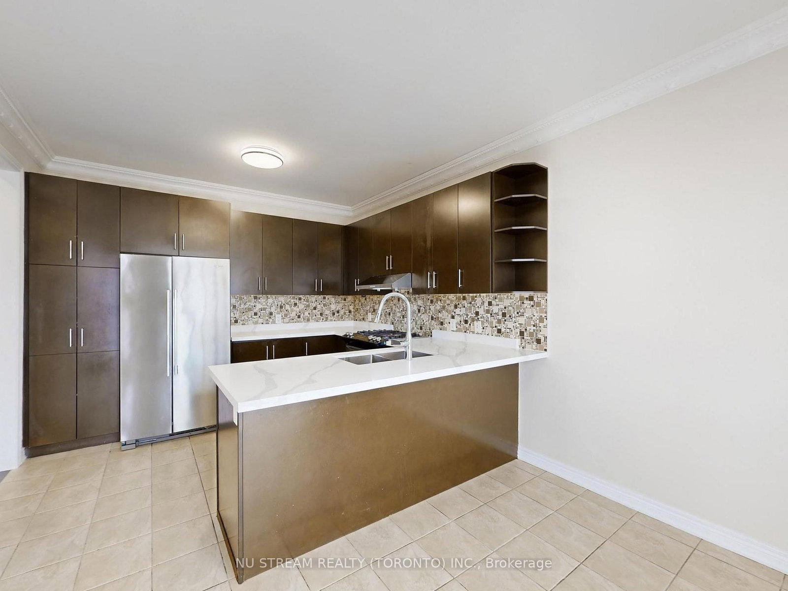 224 Aspenwood Drive • Newmarket, ON photo 10