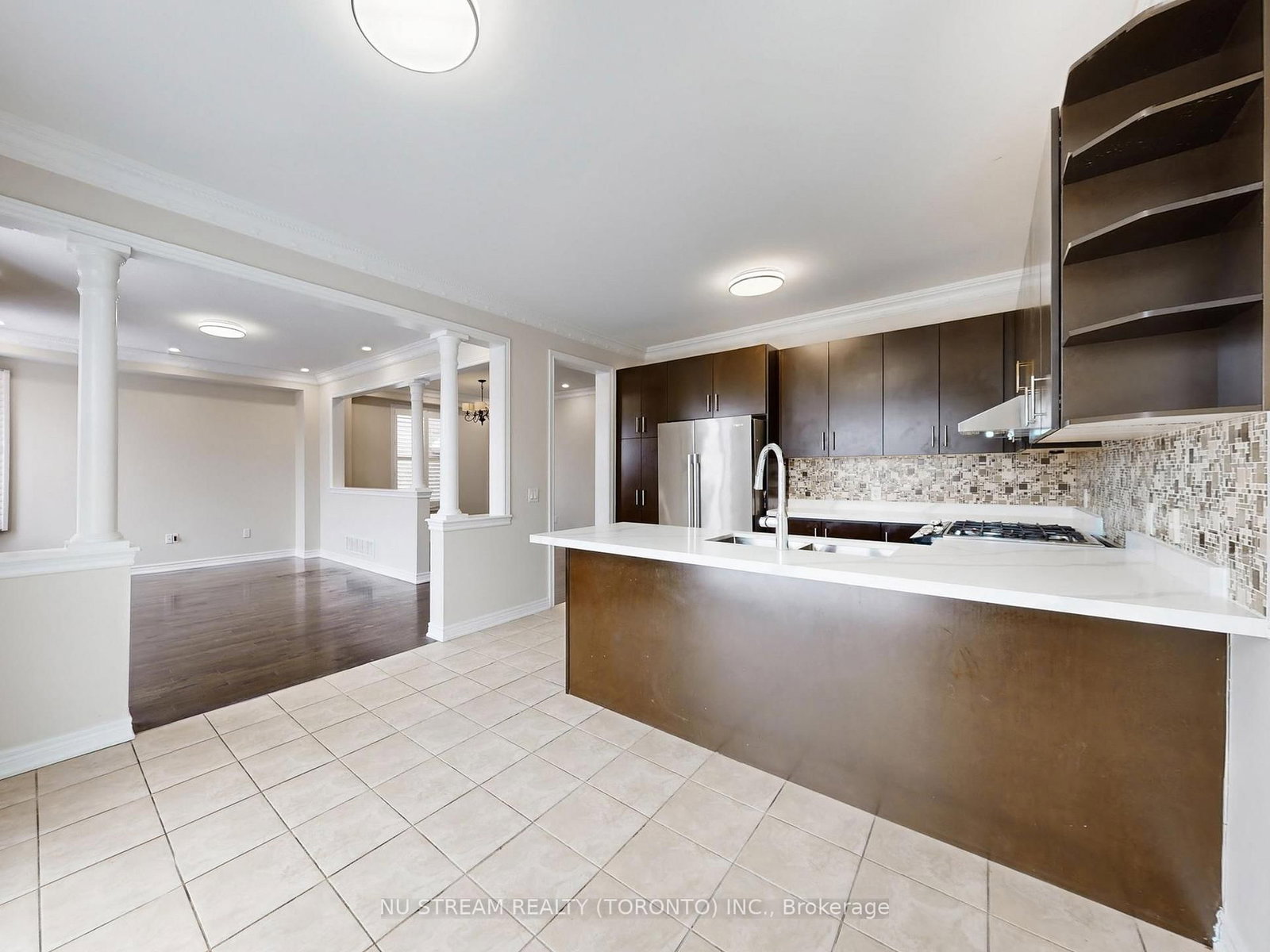 224 Aspenwood Drive • Newmarket, ON photo 11