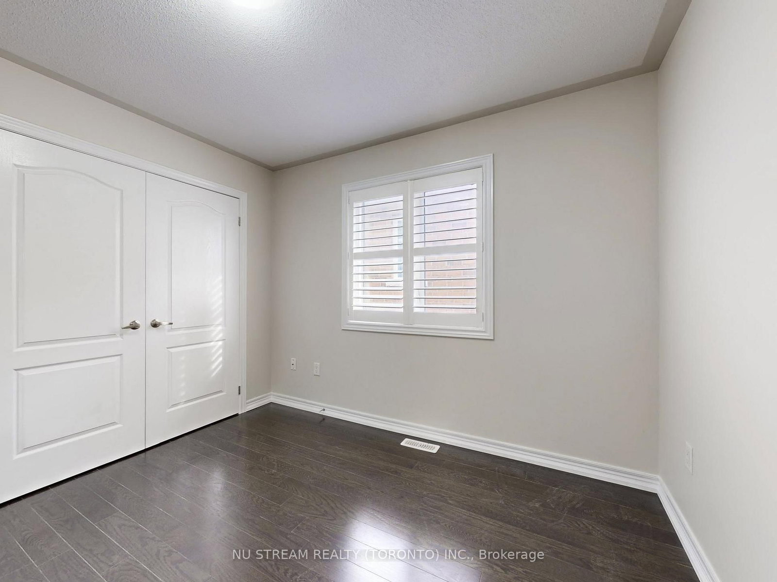 224 Aspenwood Drive • Newmarket, ON photo 37