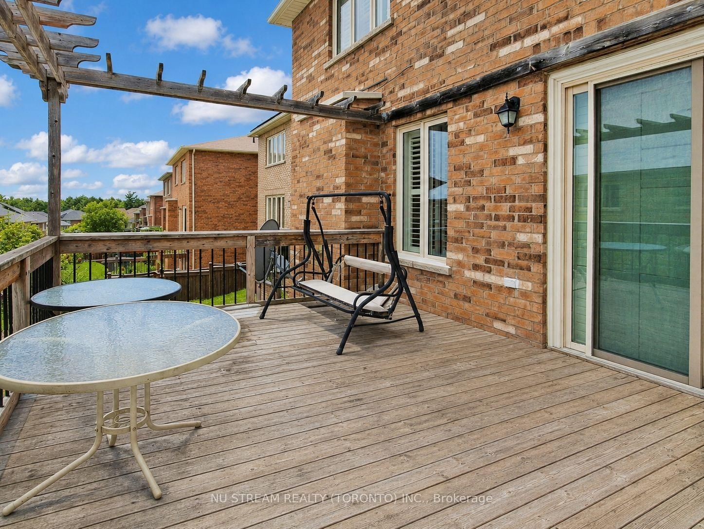 224 Aspenwood Drive • Newmarket, ON photo 43