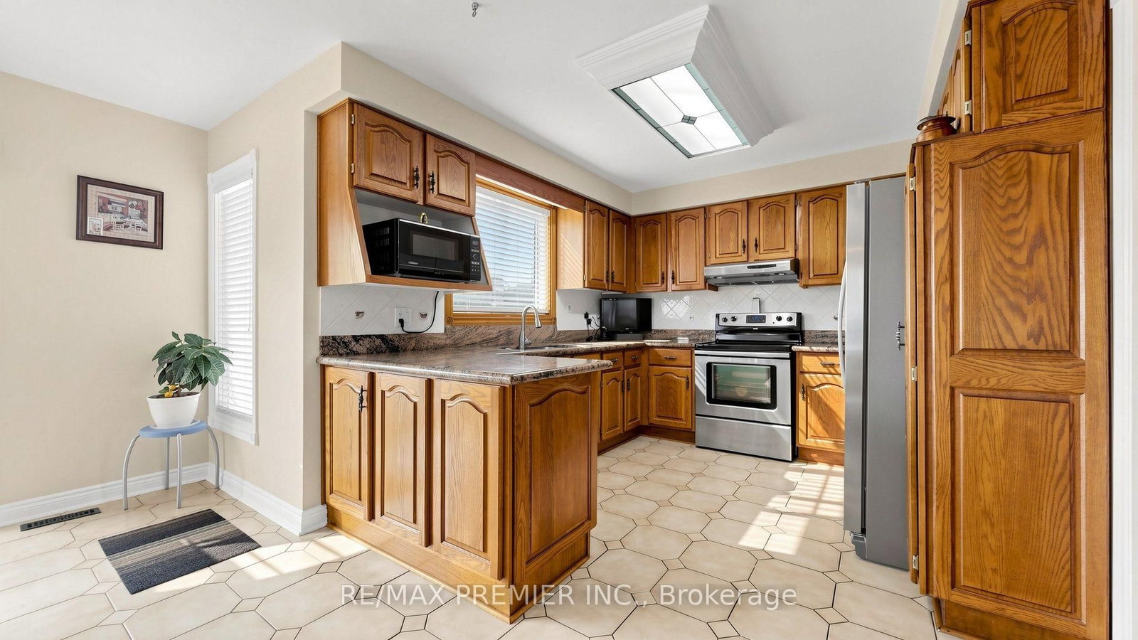 261 Morning Star Drive • Vaughan, ON photo 15
