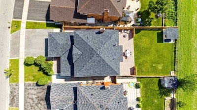 261 Morning Star Drive • Vaughan, ON photo 4