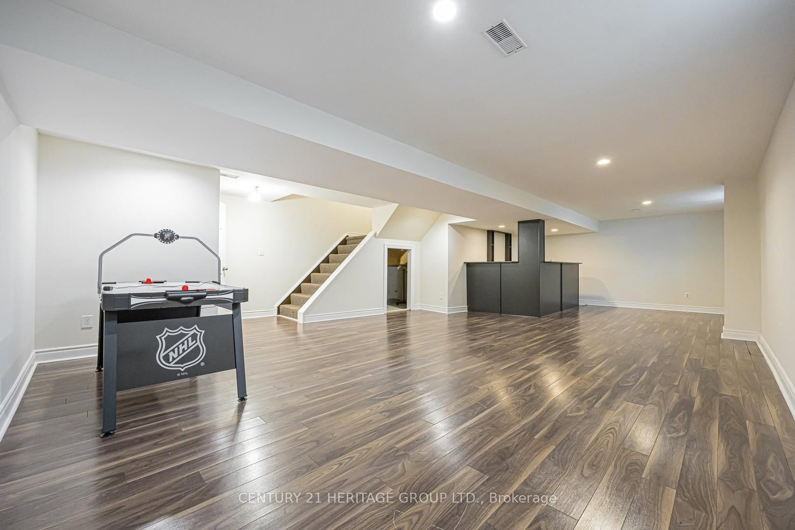 222 Forsyth Road • Newmarket, ON photo 28